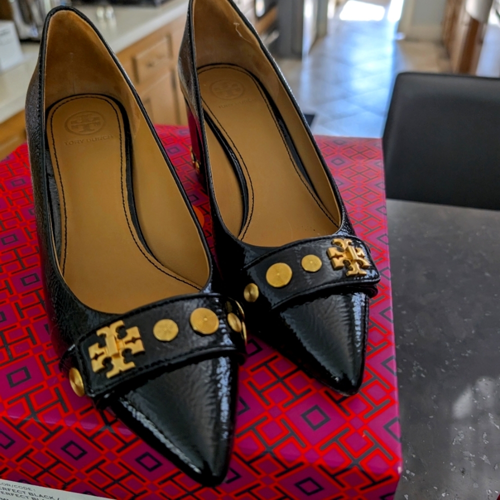 Tory Burch Black and Gold Heels